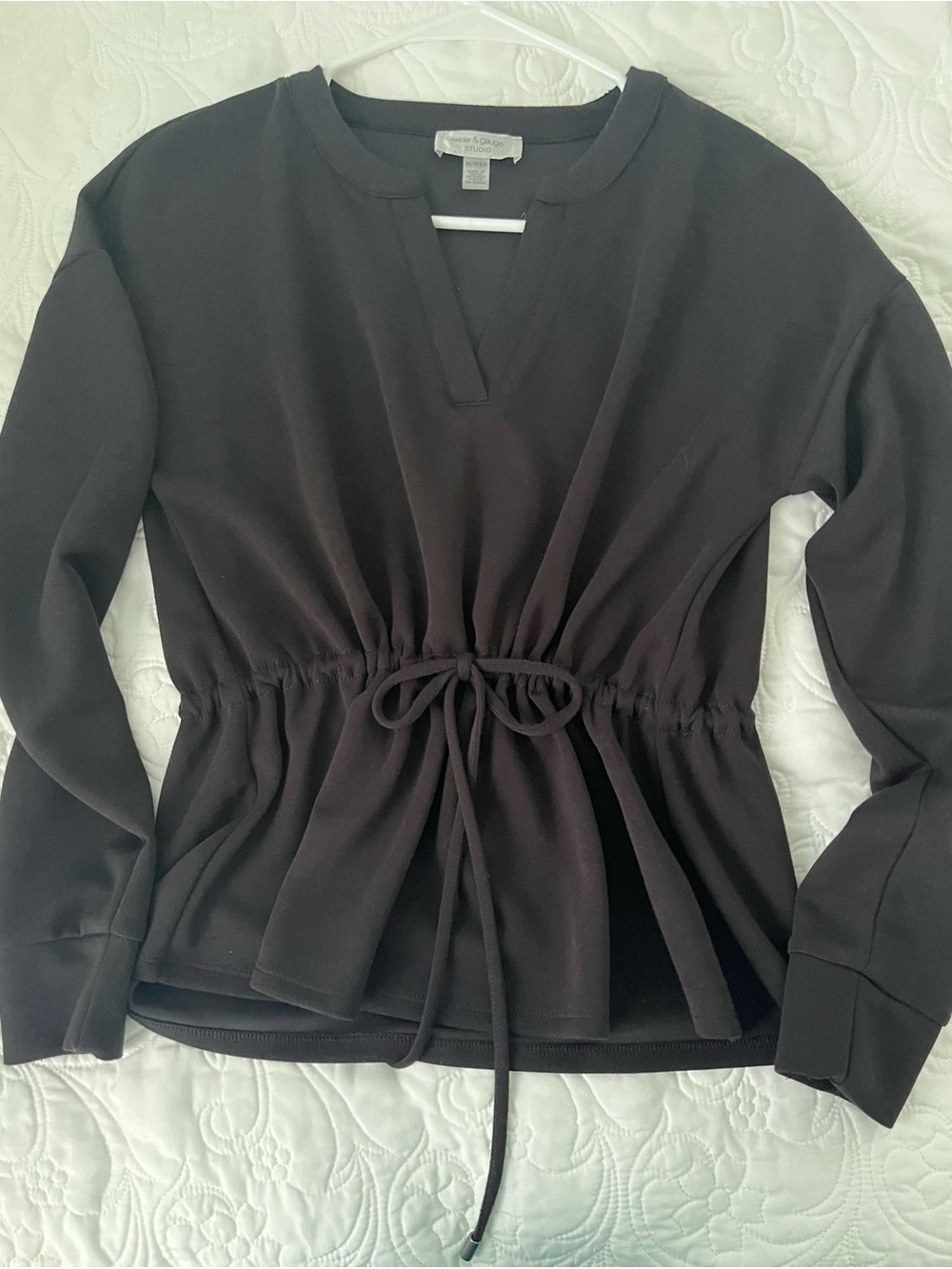 Cable & Gauge Black Drawstring Waist Pullover Size XS